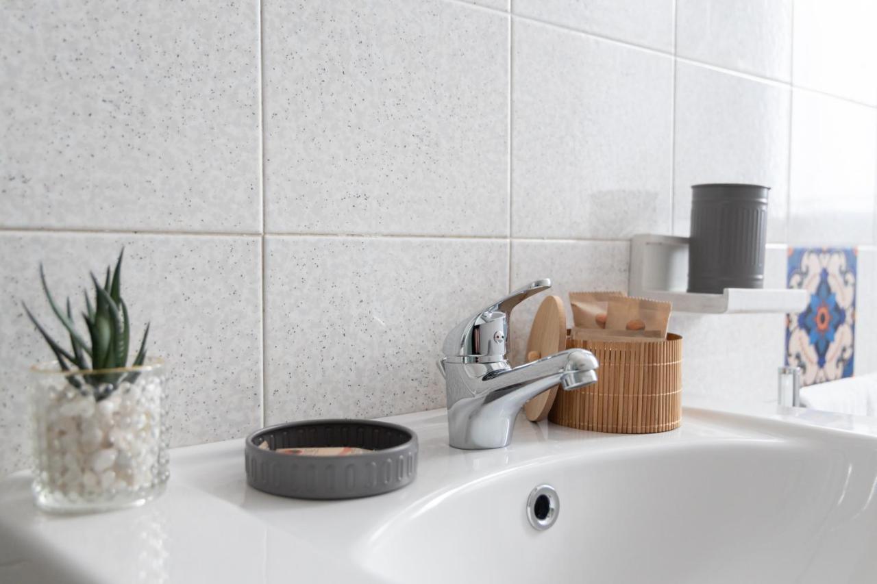 מילאנו Apt Vicino Alla Metropolitana Porta Romana, 4 Minuti Da Duomo, Free Wifi&Netflix מראה חיצוני תמונה
